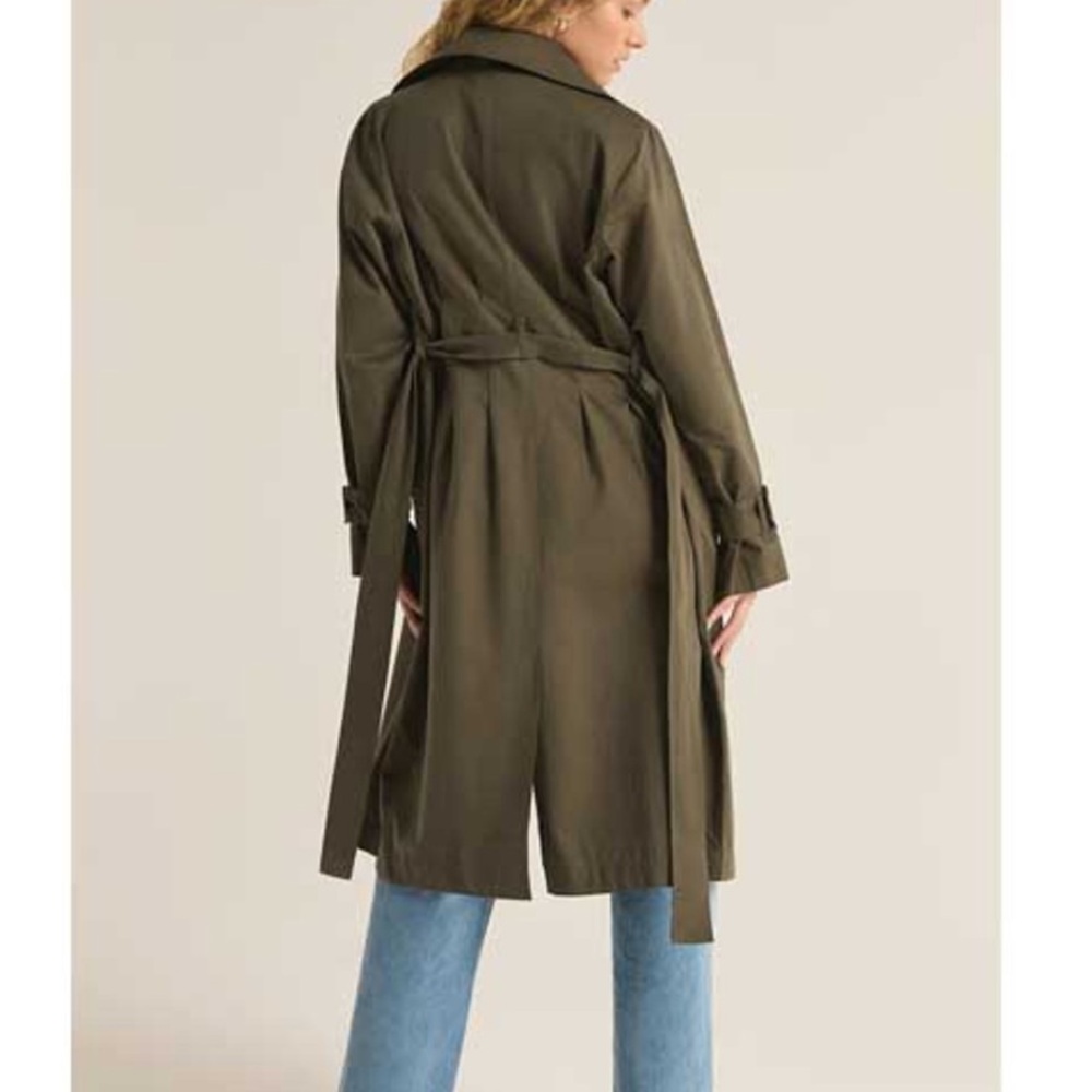 NWT • Signature 8 • Lightweight Mid Length Trench Coat •